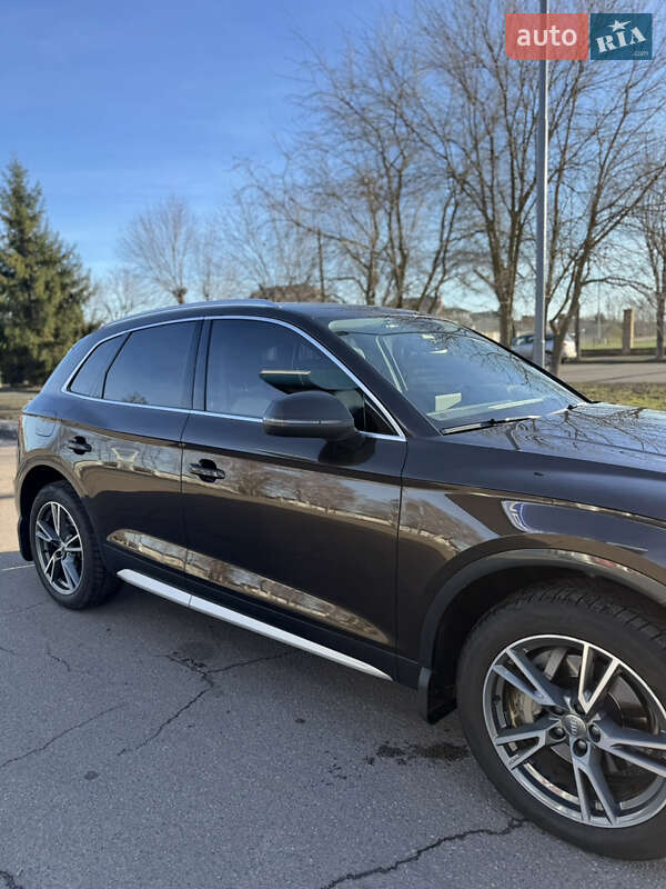 Внедорожник / Кроссовер Audi Q5 2018 в Киеве фото 9 Внедорожник / Кроссовер Audi Q5 2018 в Киеве