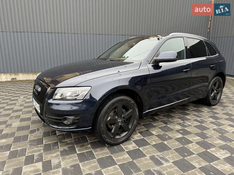 Внедорожник / Кроссовер Audi Q5 2011 в Хмельницком