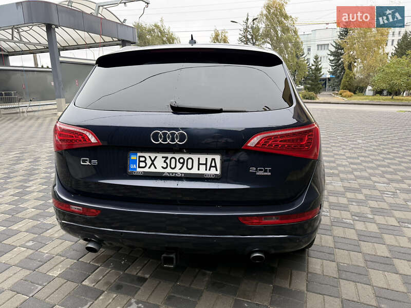 Внедорожник / Кроссовер Audi Q5 2011 в Хмельницком
