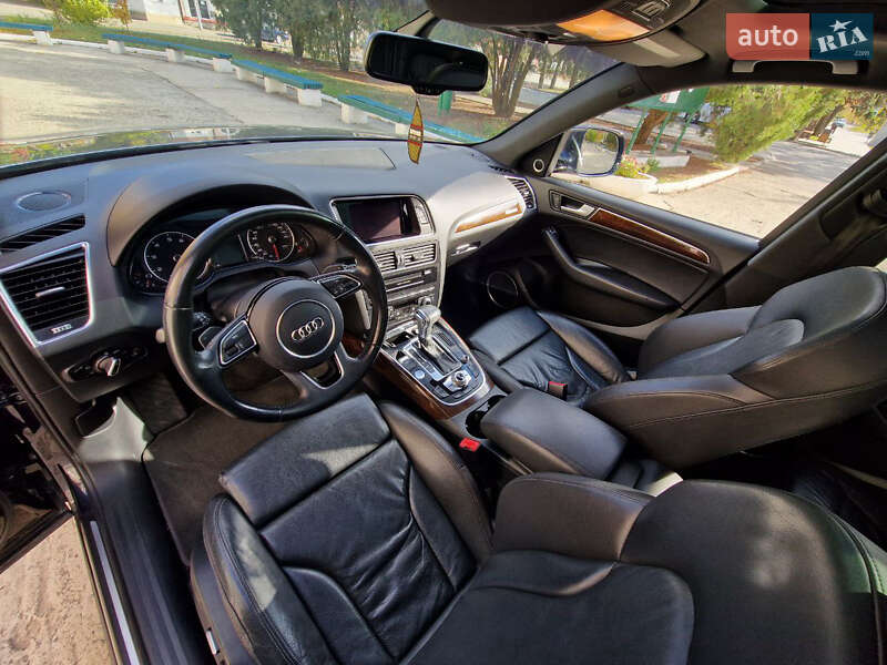 Позашляховик / Кросовер Audi Q5 2015 в Дніпрі фото 15 Позашляховик / Кросовер Audi Q5 2015 в Дніпрі