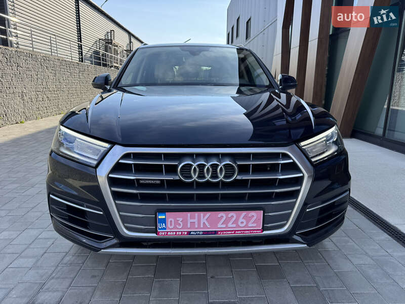 Позашляховик / Кросовер Audi Q5 2017 в Луцьку