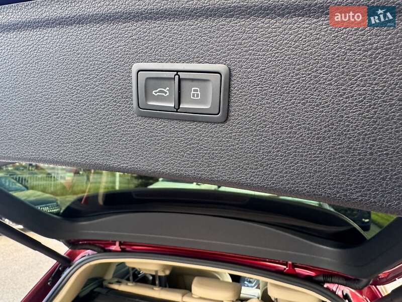 Внедорожник / Кроссовер Audi Q5 2019 в Киеве