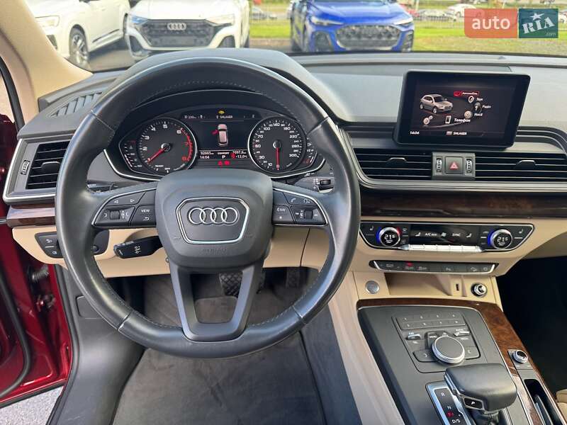 Внедорожник / Кроссовер Audi Q5 2019 в Киеве
