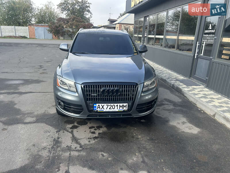 Внедорожник / Кроссовер Audi Q5 2011 в Золочеве