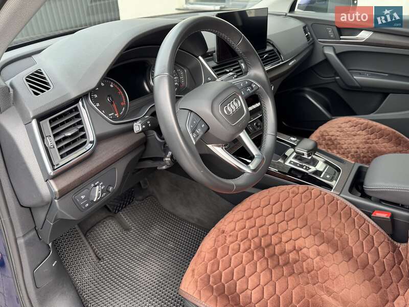 Позашляховик / Кросовер Audi Q5 2021 в Києві