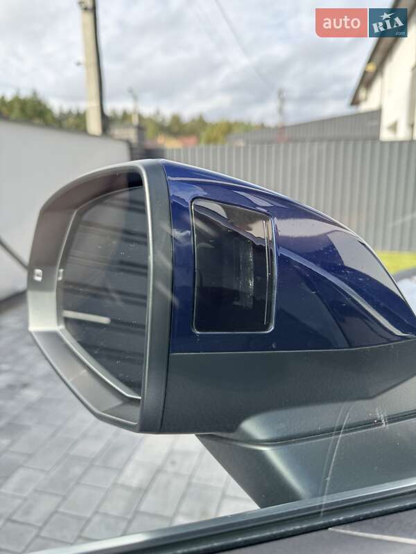 Позашляховик / Кросовер Audi Q5 2021 в Києві