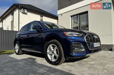 Внедорожник / Кроссовер Audi Q5 2021 в Киеве