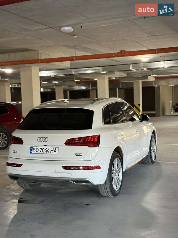 Внедорожник / Кроссовер Audi Q5 2018 в Тернополе