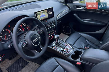 Внедорожник / Кроссовер Audi Q5 2015 в 