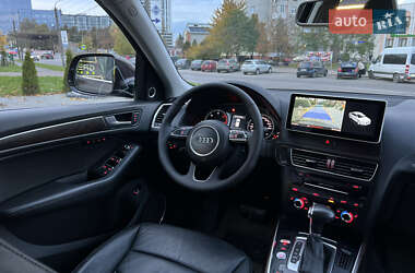 Внедорожник / Кроссовер Audi Q5 2015 в 