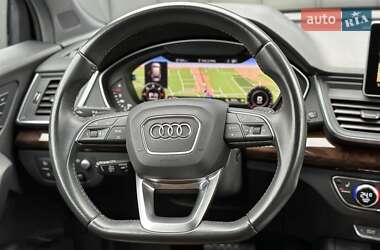 Позашляховик / Кросовер Audi Q5 2018 в  фото 20 Позашляховик / Кросовер Audi Q5 2018 в
