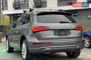 Позашляховик / Кросовер Audi Q5 2015 в 