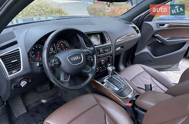 Позашляховик / Кросовер Audi Q5 2015 в 