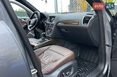 Позашляховик / Кросовер Audi Q5 2015 в 