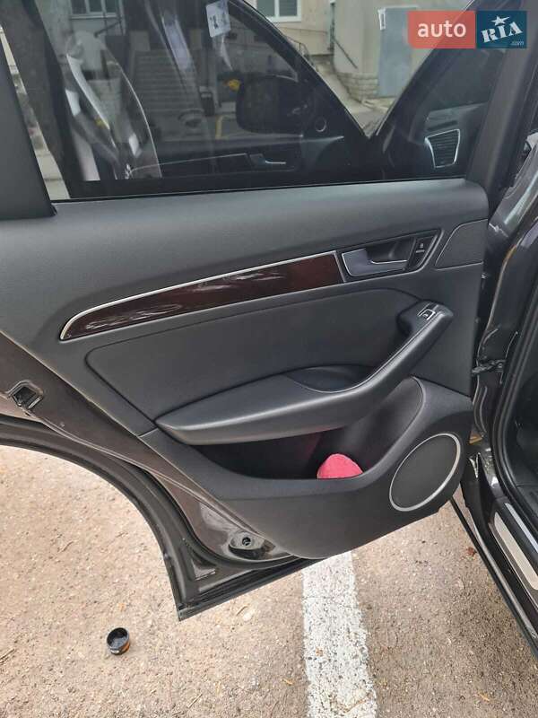 Внедорожник / Кроссовер Audi Q5 2015 в Одессе