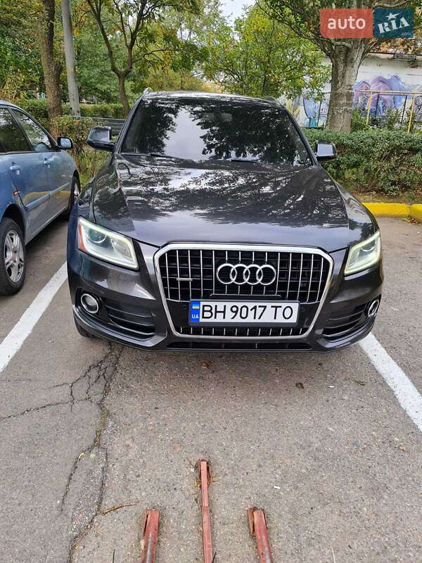 Внедорожник / Кроссовер Audi Q5 2015 в Одессе