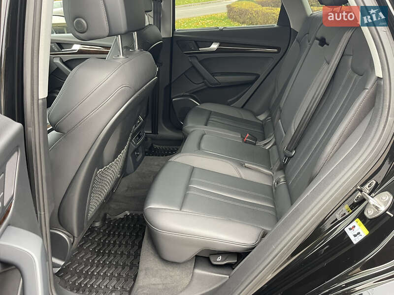 Позашляховик / Кросовер Audi Q5 2018 в Києві фото 28 Позашляховик / Кросовер Audi Q5 2018 в Києві