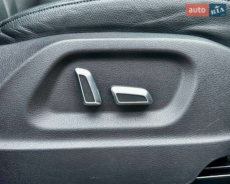 Позашляховик / Кросовер Audi Q5 2016 в Києві