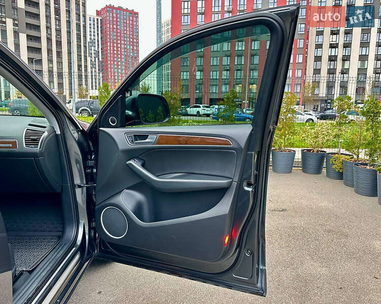 Позашляховик / Кросовер Audi Q5 2016 в Києві