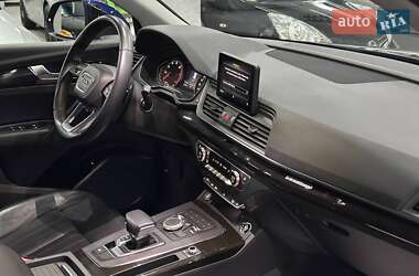 Внедорожник / Кроссовер Audi Q5 2019 в 