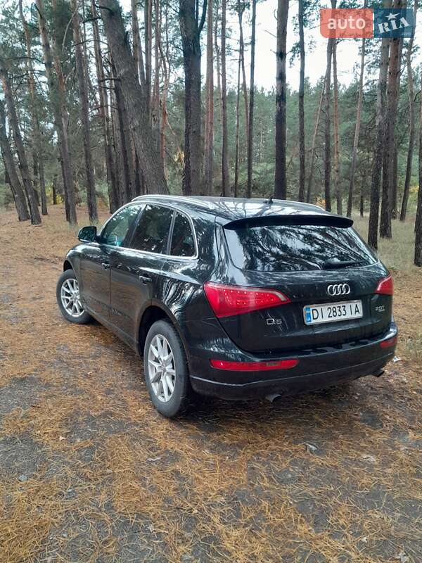 Позашляховик / Кросовер Audi Q5 2010 в Черкасах