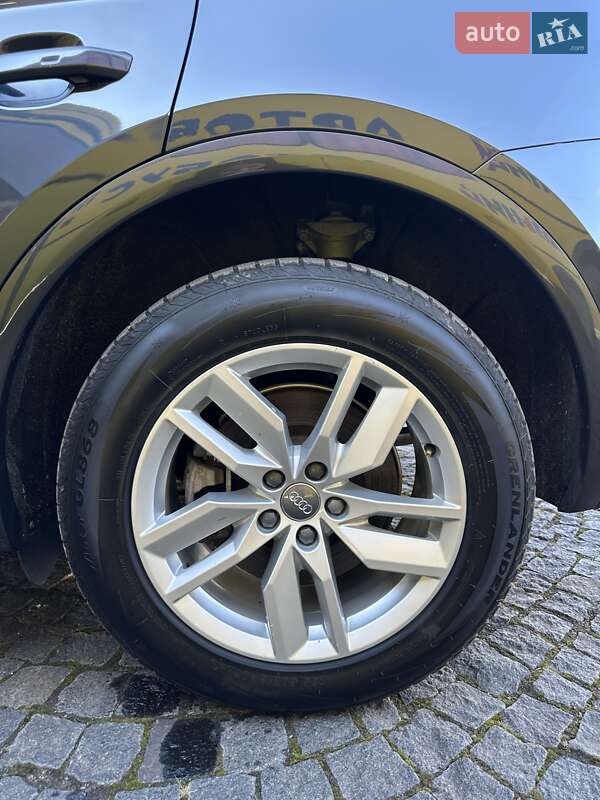Позашляховик / Кросовер Audi Q5 2018 в Львові фото 48 Позашляховик / Кросовер Audi Q5 2018 в Львові