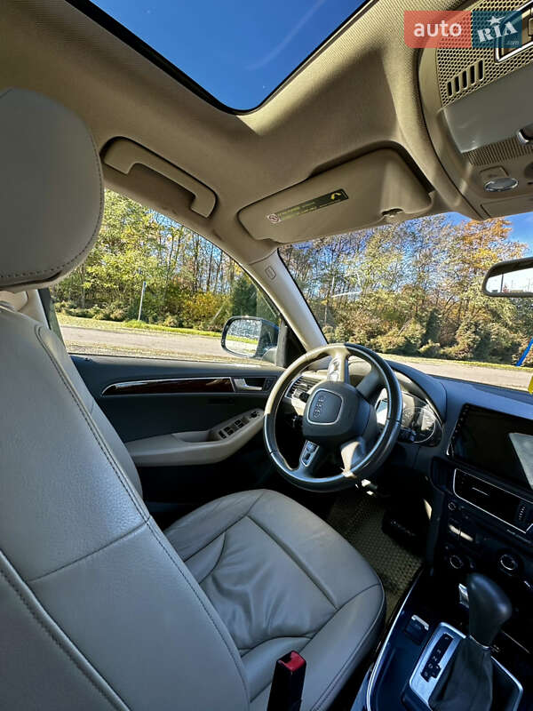 Позашляховик / Кросовер Audi Q5 2011 в Львові