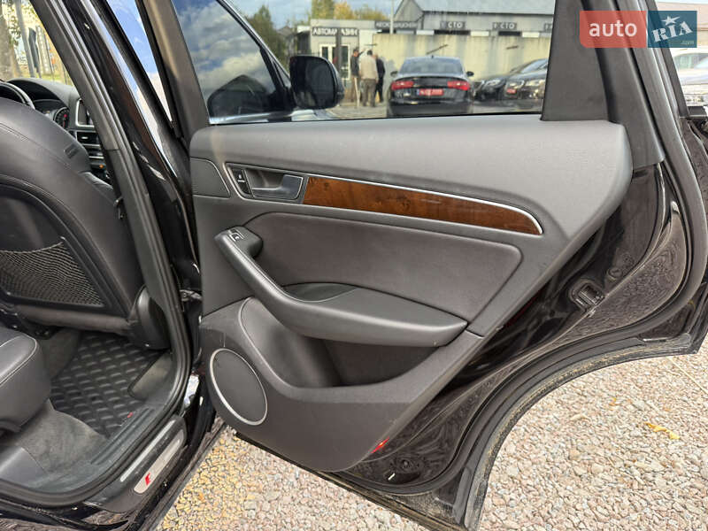 Позашляховик / Кросовер Audi Q5 2014 в Стрию