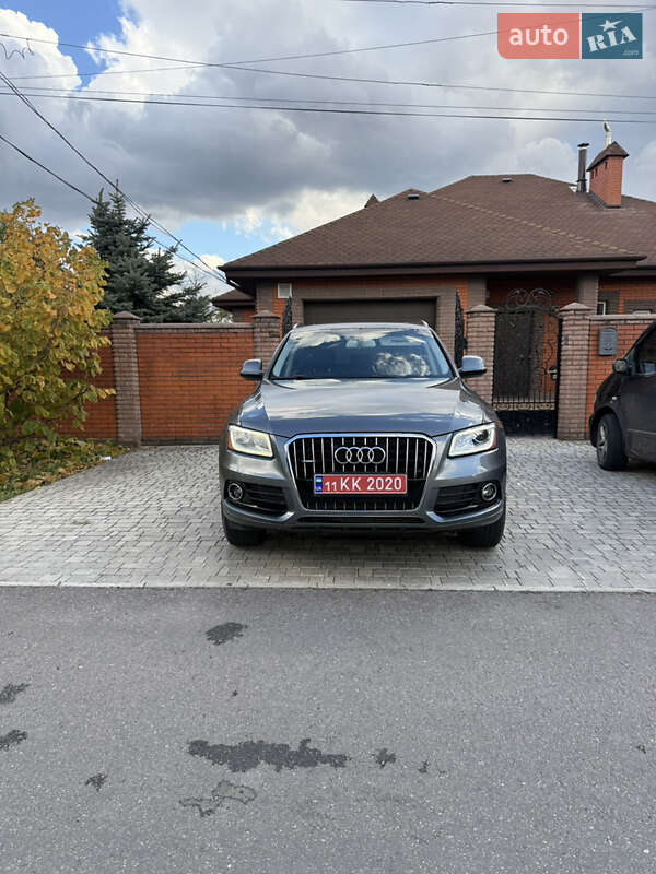 Позашляховик / Кросовер Audi Q5 2015 в Кривому Розі
