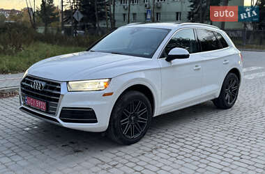 Позашляховик / Кросовер Audi Q5 2020 в Львові