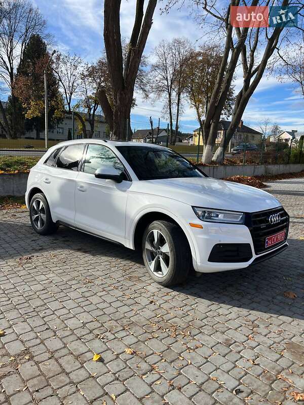 Внедорожник / Кроссовер Audi Q5 2020 в Львове фото 3 Внедорожник / Кроссовер Audi Q5 2020 в Львове