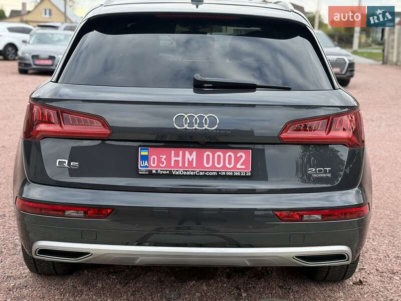 Позашляховик / Кросовер Audi Q5 2018 в Луцьку