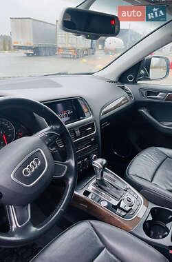 Внедорожник / Кроссовер Audi Q5 2015 в 