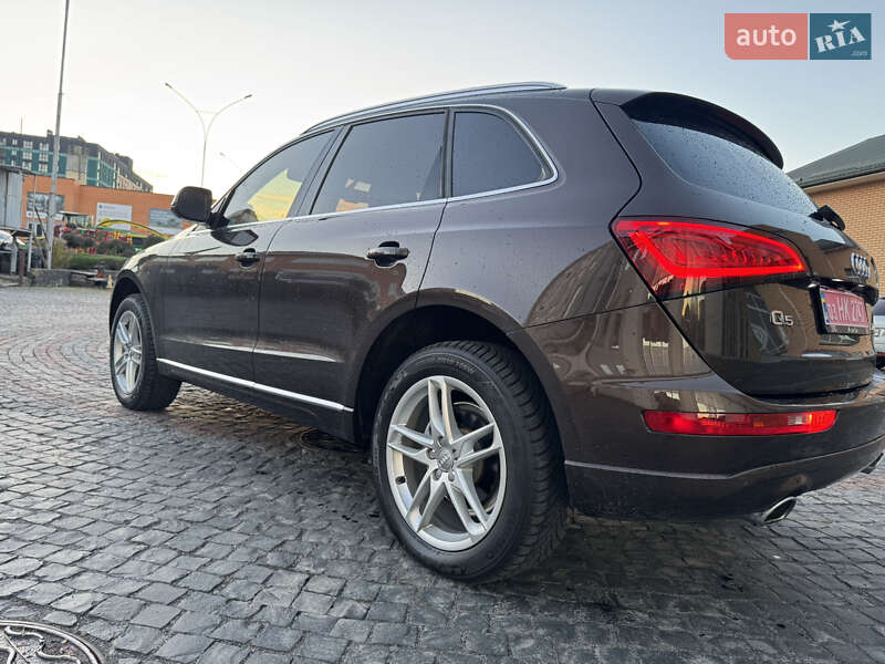 Внедорожник / Кроссовер Audi Q5 2014 в Луцке