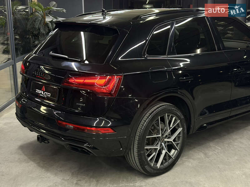 Внедорожник / Кроссовер Audi Q5 2021 в Одессе