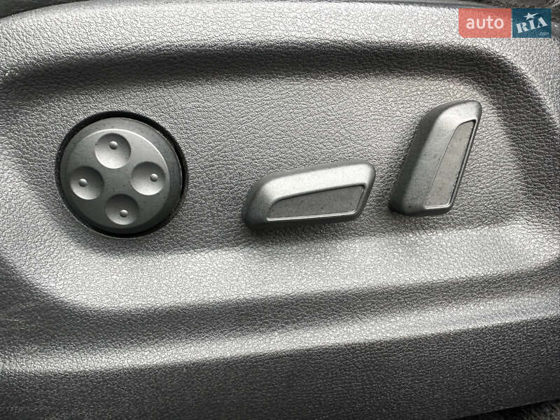Позашляховик / Кросовер Audi Q5 2012 в Луцьку фото 34 Позашляховик / Кросовер Audi Q5 2012 в Луцьку