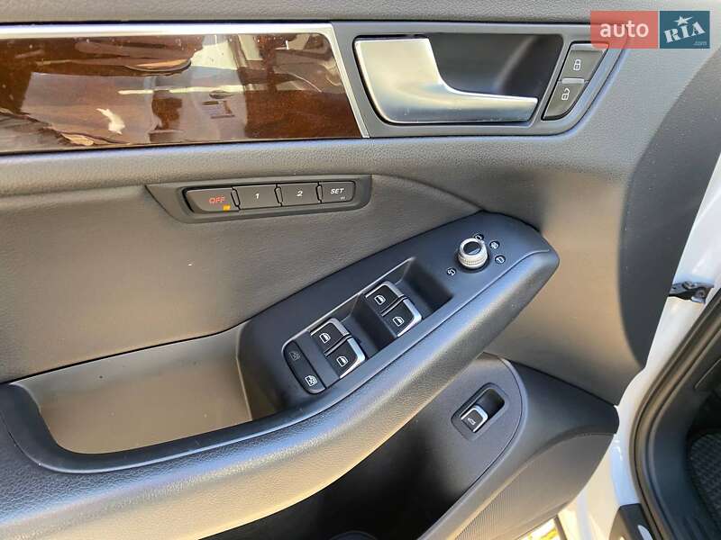 Внедорожник / Кроссовер Audi Q5 2015 в Львове