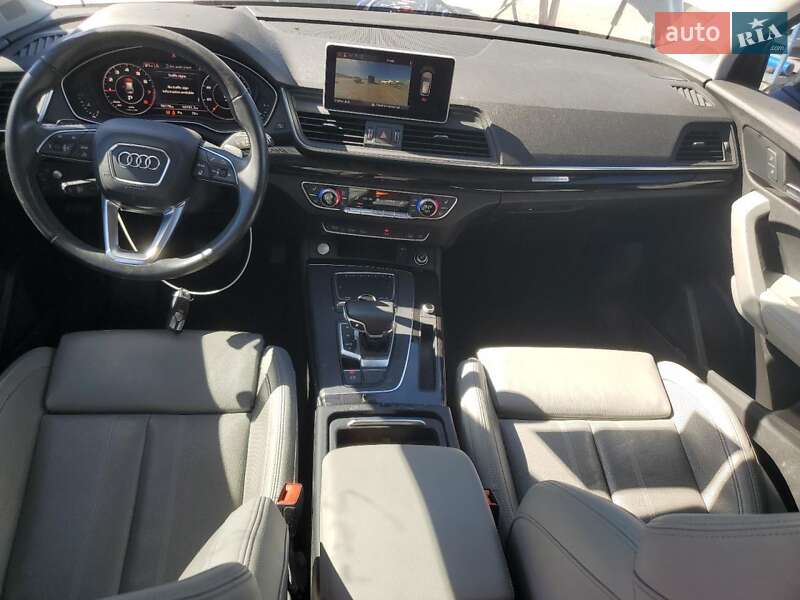 Позашляховик / Кросовер Audi Q5 2018 в Рівному