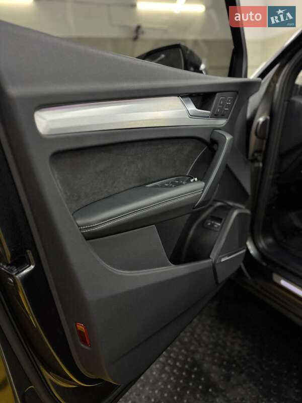 Внедорожник / Кроссовер Audi Q5 2021 в Виннице фото 10 Внедорожник / Кроссовер Audi Q5 2021 в Виннице