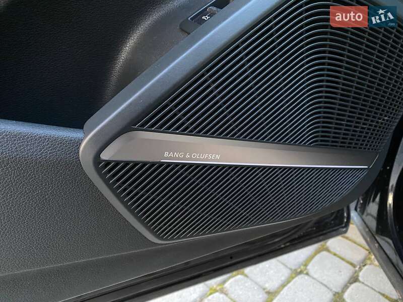 Позашляховик / Кросовер Audi Q5 2018 в Львові фото 14 Позашляховик / Кросовер Audi Q5 2018 в Львові