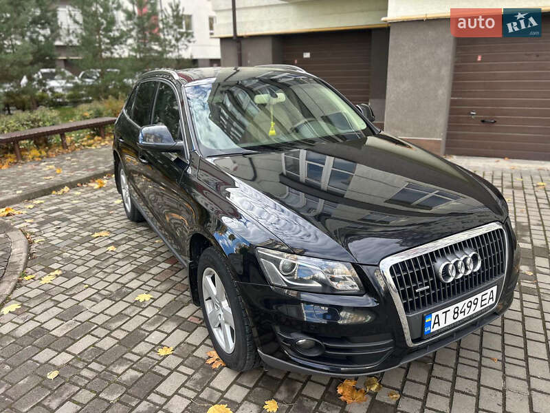 Позашляховик / Кросовер Audi Q5 2011 в Івано-Франківську