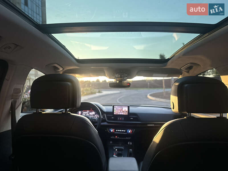 Позашляховик / Кросовер Audi Q5 2017 в Києві фото 16 Позашляховик / Кросовер Audi Q5 2017 в Києві