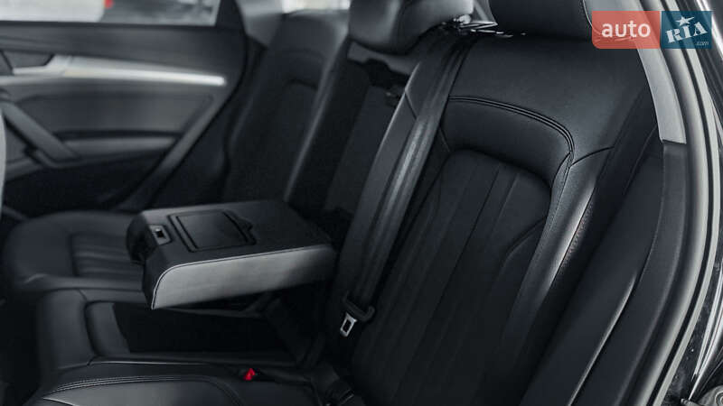 Позашляховик / Кросовер Audi Q5 2019 в Рівному