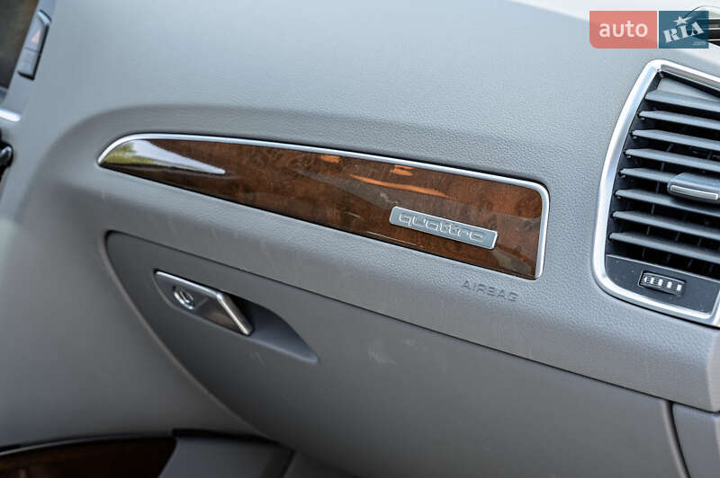 Внедорожник / Кроссовер Audi Q5 2011 в Луцке