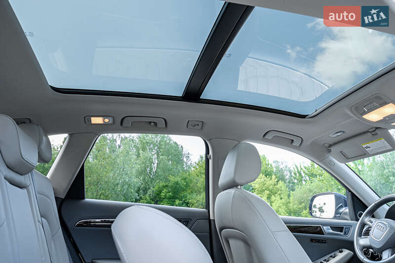 Внедорожник / Кроссовер Audi Q5 2011 в Луцке