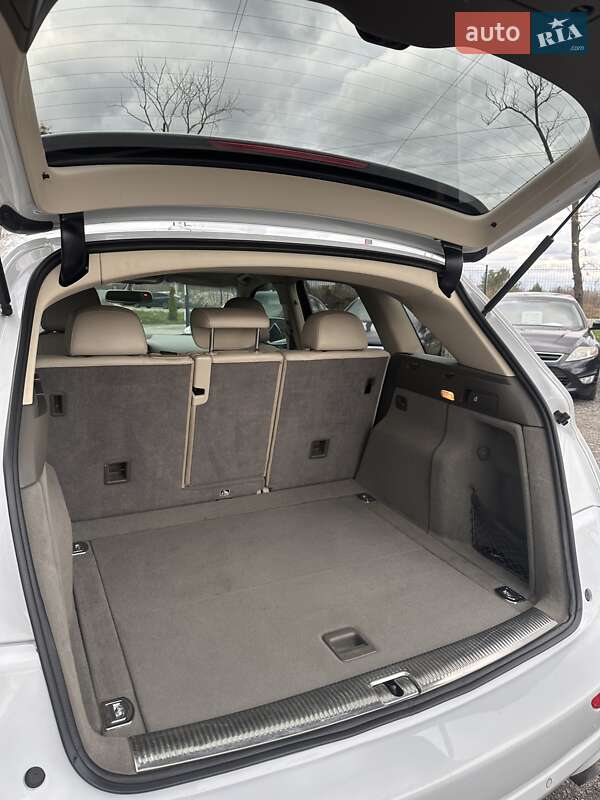 Позашляховик / Кросовер Audi Q5 2011 в Білогородці