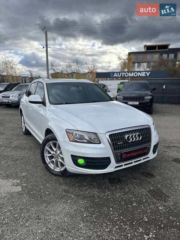 Позашляховик / Кросовер Audi Q5 2011 в Білогородці