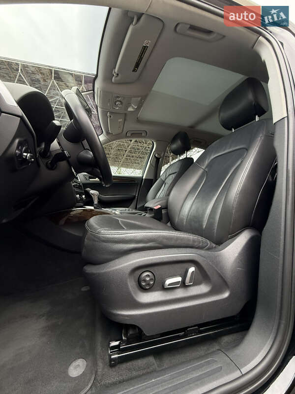 Позашляховик / Кросовер Audi Q5 2015 в Самборі фото 25 Позашляховик / Кросовер Audi Q5 2015 в Самборі