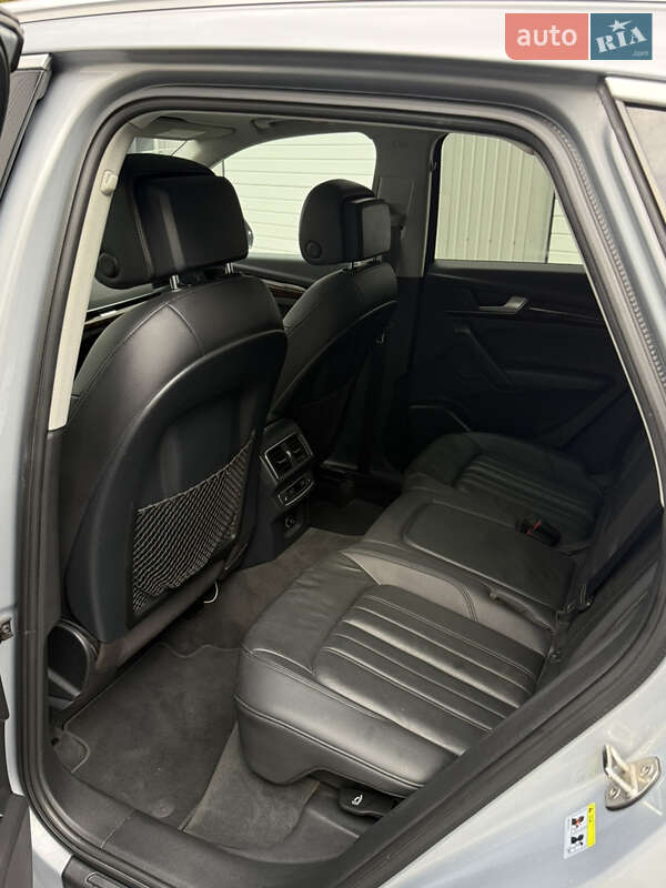 Позашляховик / Кросовер Audi Q5 2018 в Києві