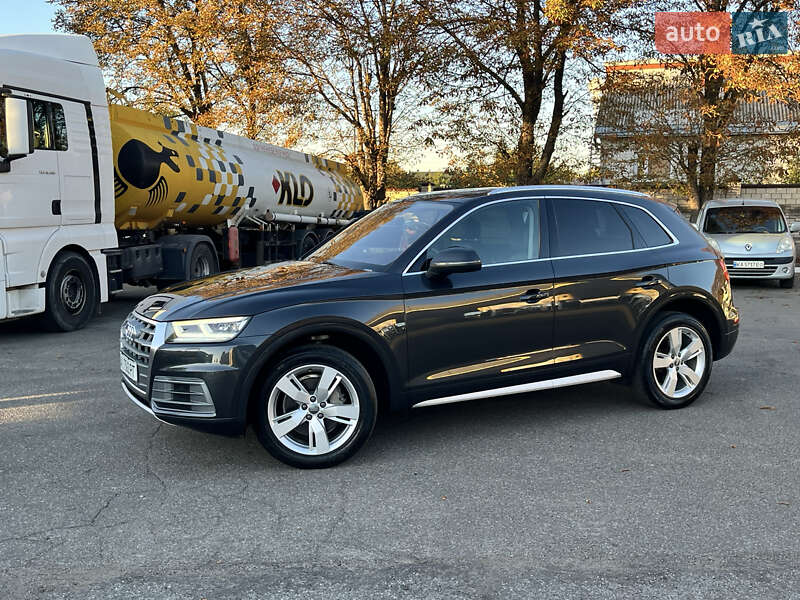 Внедорожник / Кроссовер Audi Q5 2017 в Киеве фото 17 Внедорожник / Кроссовер Audi Q5 2017 в Киеве